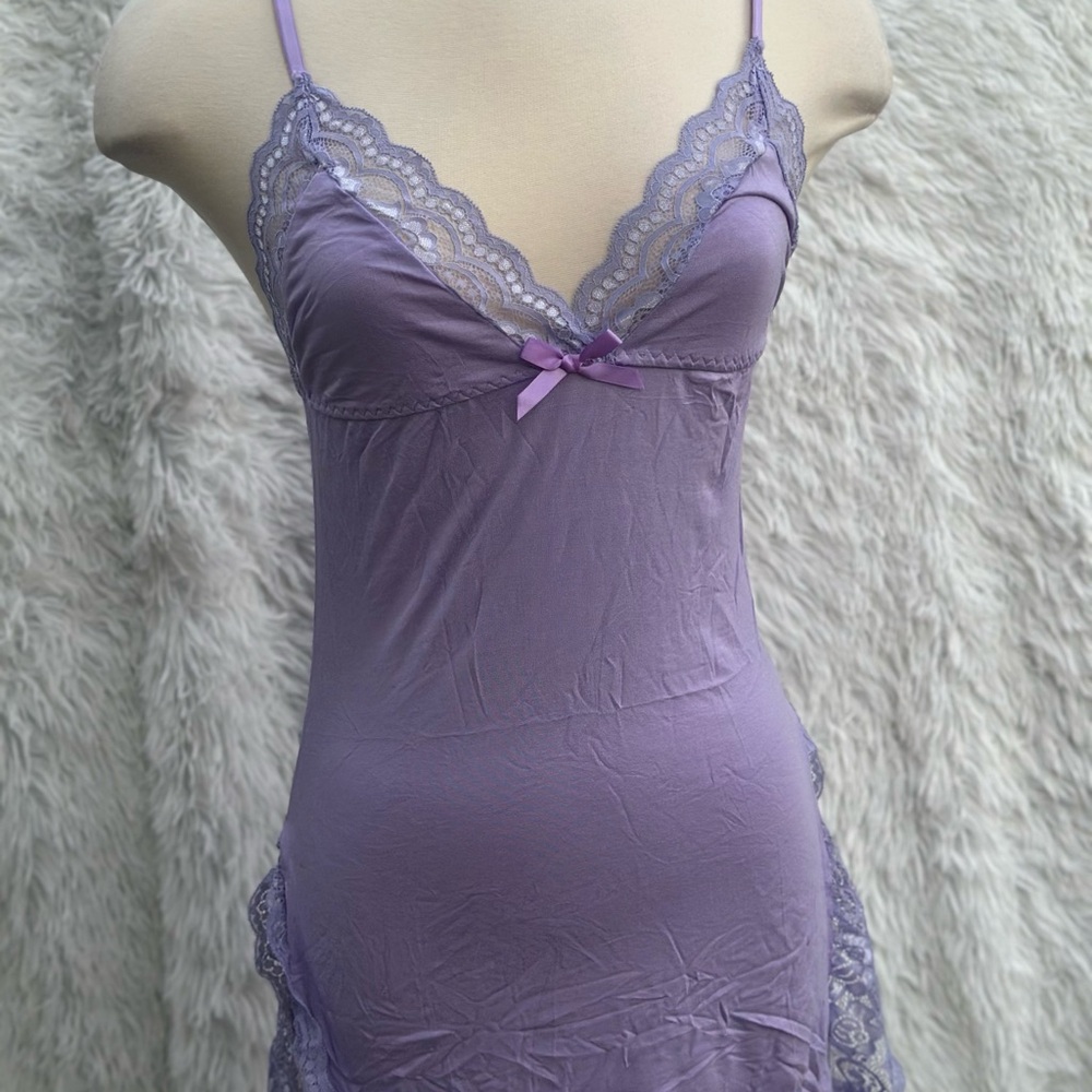 Elegant Purple Lace Trim lingerie size Small New
